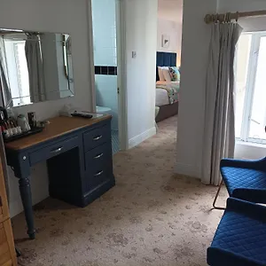 Tom Dick And Harriet's 3* Dublin