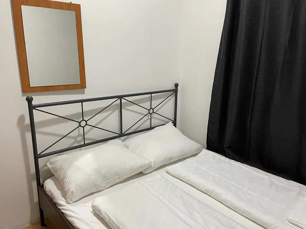 Hotel Easybook-In Viena 2*,